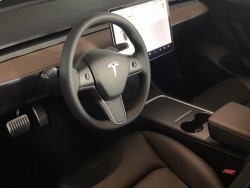 tesla model 3 new center console scaled
